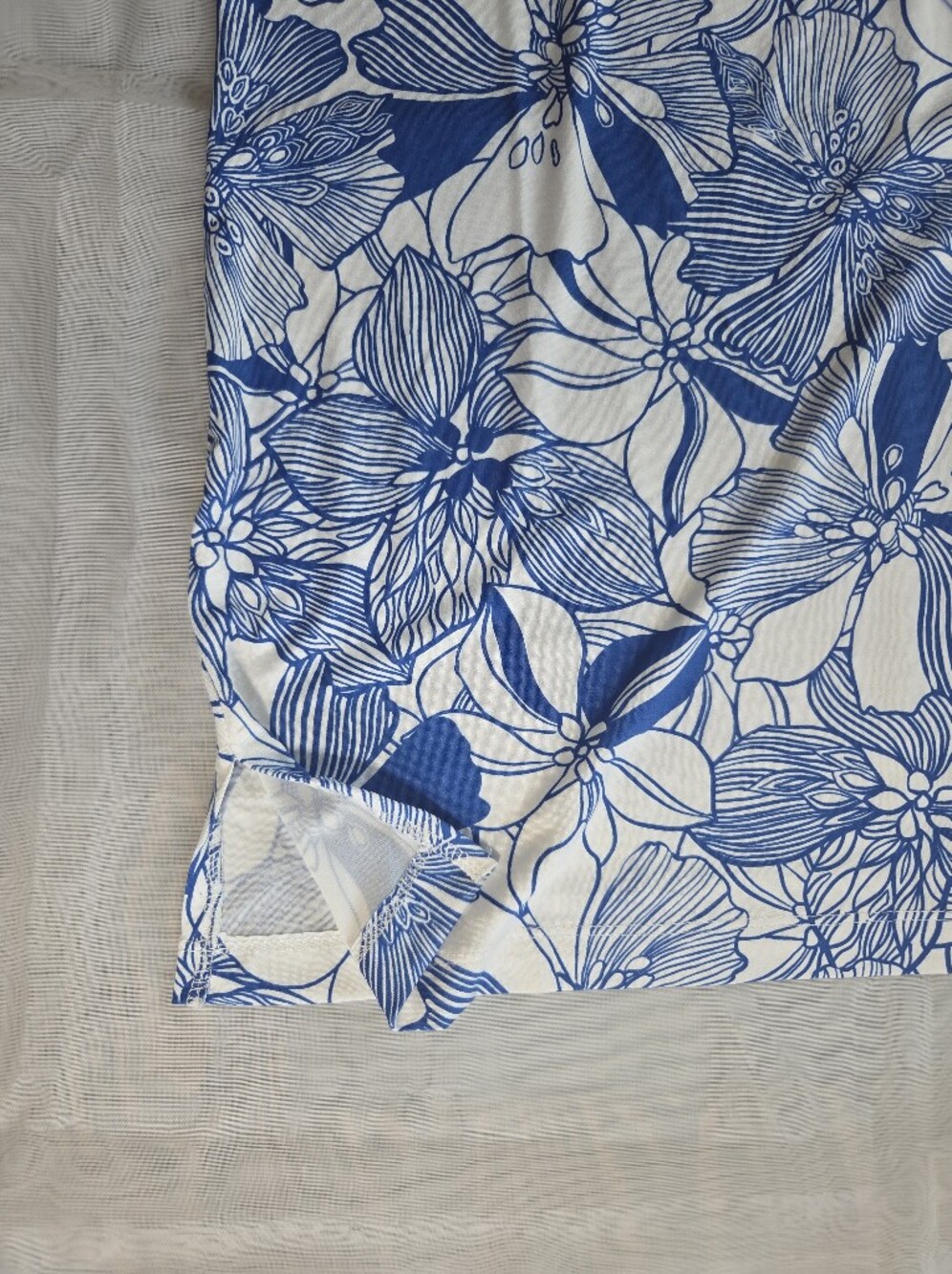 Island Collection Stella Parker Blue and White Floral Cover-Up Tunic - Picture 2 of 9
